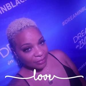 Meet your Posher, Ebony